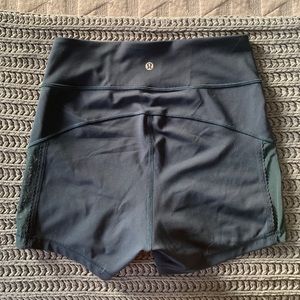 Lululemon super high rise align shorts